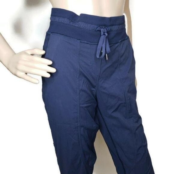 Lululemon street to studio pant II navy size 2 - Picture 5 of 8